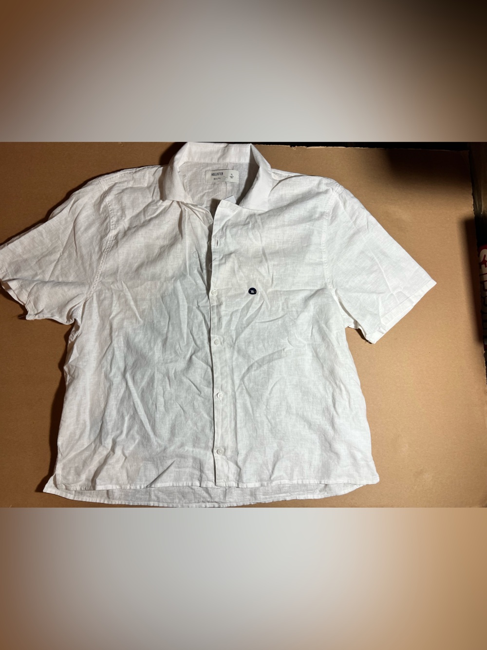 Hollister White Short-Sleeve Button Down Shirt